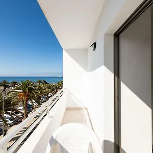2 Min Walk To - Private Terrace - Some With Sea Views Lägenhet